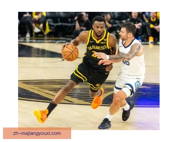 金州勇士险胜孟菲斯灰熊仅差一分终结对决 赛季再添一胜 金州勇士险胜孟菲斯灰熊仅差一分终结对决 赛季再添一胜